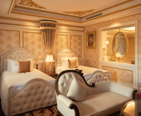 Royal Luxury | Dalat Palace Convention
