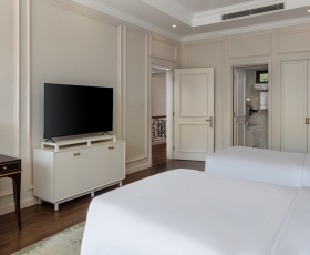 3-Bedroom Villa Garden View With Private Pool