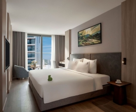 Senior Deluxe City View | Adamas Nha Trang
