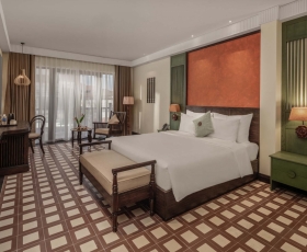 Signature Harmony Room