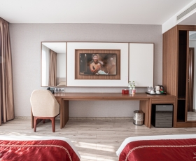 Deluxe City View Quad | Le More