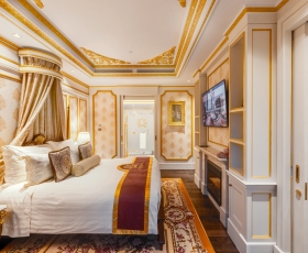 Royal Suite | Dalat Palace Convention