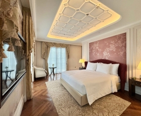 Premier Suite | Golden Imperial
