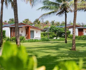 Presidential Villa Beachfront Three Bedroom | Radisson Blu Cam Ranh
