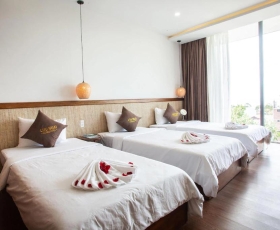 Deluxe Triple | Lưu Ngãi Condotel