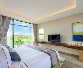 4-Bedroom Duplex Pool Villa with Golf View | Wyndham Grand KN Paradise