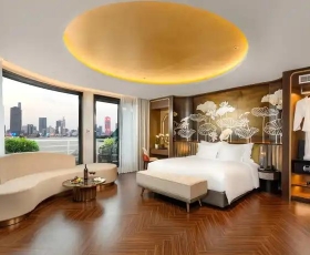 Royal Suite | Sea Stars Sài Gòn