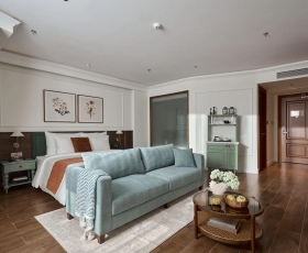 Premier Double City View With Bathtub