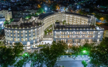 Khách Sạn Silk Path Grand Huế