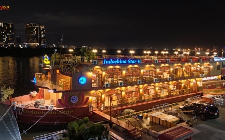 Buffet Tối Trên Du Thuyền Indochina Star