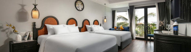 Family Room | Shining Riverside