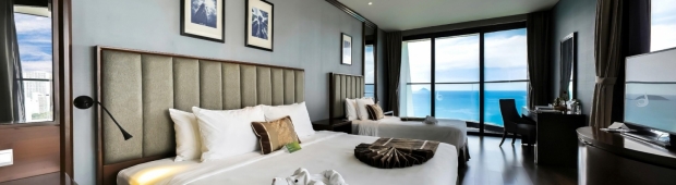 Pacific Triple | Boton Blue