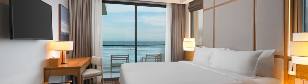 3 Bedroom Beach Front Pool Villa | Radisson Mũi Né