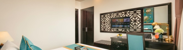 Deluxe Double/Twin Garden View & Balcony Room