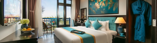 Trendy Double/Twin Partial River View & Balcony