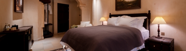 Fantaisie Bond Room