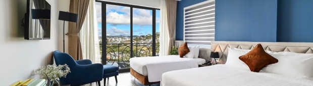 Premier Triple With Balcony | Stillus Boutique