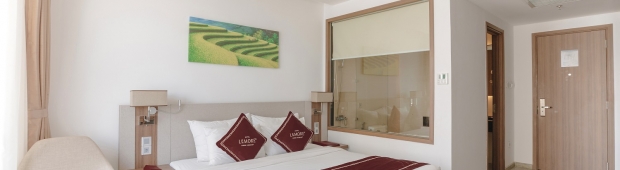 Senior Deluxe City View | Le More