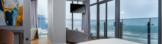 Signature Suite Oceanfront | Premier Pearl Vũng Tàu