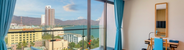 Deluxe Partial Ocean View | Sala Quy Nhơn Beach