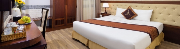 Superior No Window | Paris Hotel