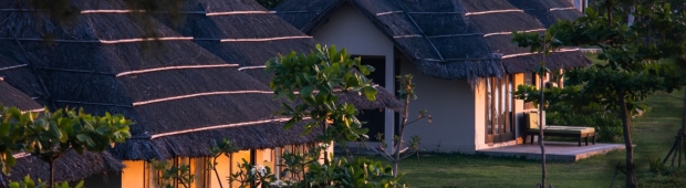 Deluxe Beachfront Bungalow | Crown Retreat Quy Nhơn