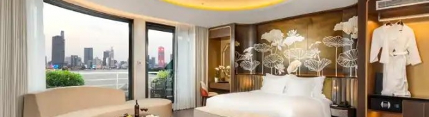 Royal Suite | Sea Stars Sài Gòn