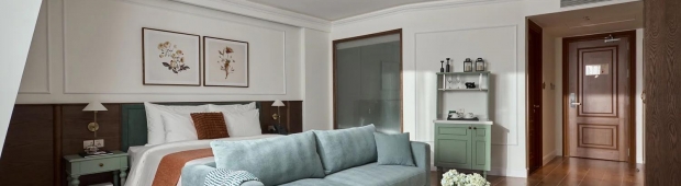 Premier Double City View With Bathtub